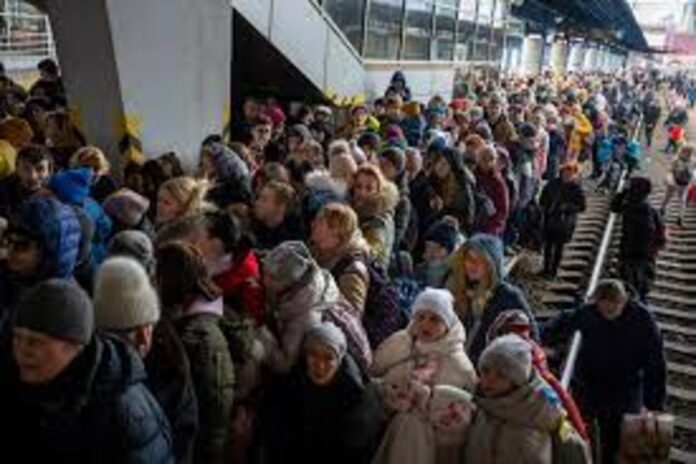 Lviv Mayor: City Is Struggling To Help 200,000 Displaced Ukrainians
