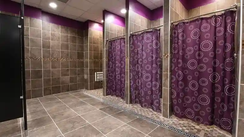 Does Planet Have Showers? | All You Need To Know About Planet Fitness