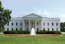 U.S. Government Shutdown 2025: Chicago Transit Freeze & Economic Lessons White-House-Washington-DC-portico-USA-Pennsylvania